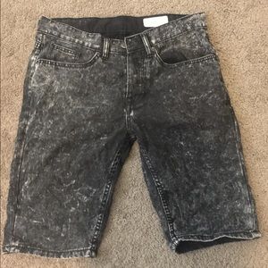 Denim Co short jeans.